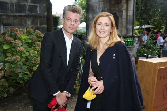 Benjamin Biolay et Julie Gayet lors du Festival d'Angoulême 2020
