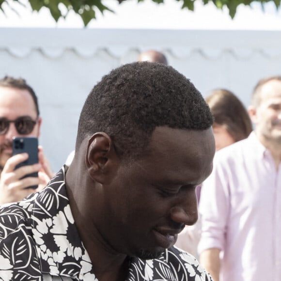 Omar Sy au photocall du film "Tirailleurs" (Un certain regard) lors du 75ème Festival International du Film de Cannes, le 19 mai 2022. © Cyril Moreau / Bestimage