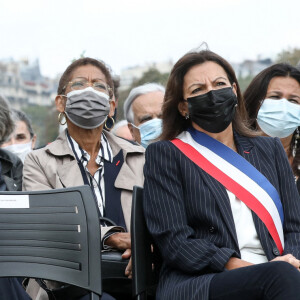 La maire de Paris, Anne Hidalgo accompagné de Rachida Dati, maire du 7ème arrondissement inaugure la promenade Gisèle Halimi sur les bords de Seine, dans le 7ème arrondissement de Paris, France, le 31 août 2021