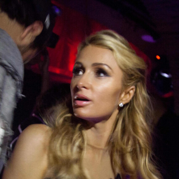 Paris Hilton mixe au nightclub "Olivia Valere" à Marbella. Espagne, le 6 août 2016. © Lorenzo Carnero via Zuma Press/Bestimage