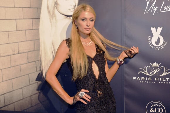 Paris Hilton lors d'une soirée dans la boîte de nuit "Olivia Valère" à Marbella, le 18 août 2015. 