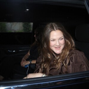 Drew Barrymore arrive au mariage de Britney Spears et Sam Asghari à Los Angeles, le 9 juin 2022.