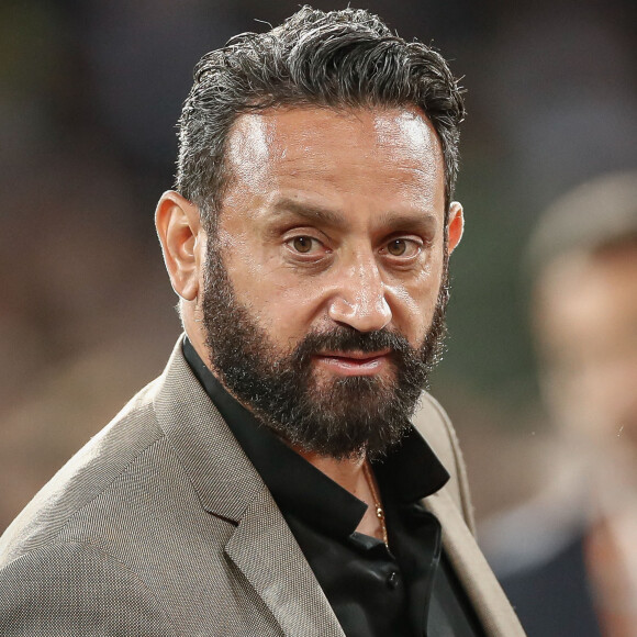 Cyril Hanouna - Célébrités dans les tribunes des internationaux de France de Roland Garros à Paris le 1er juin 2022. 