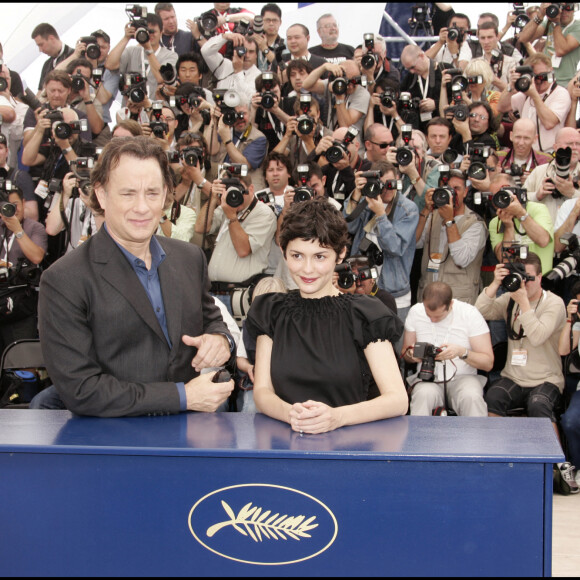 Tom Hanks et Audrey Tautou - Photocall de l'équipe du film "Da Vinci Code" lors du 59ème festival de Cannes le 17 mai 2006