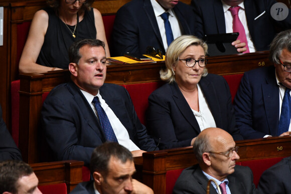 Louis Aliot et Marine Le Pen lors d'une séance de questions au gouvernement à l'Assemblée Nationale à Paris, le 5 juillet 2017