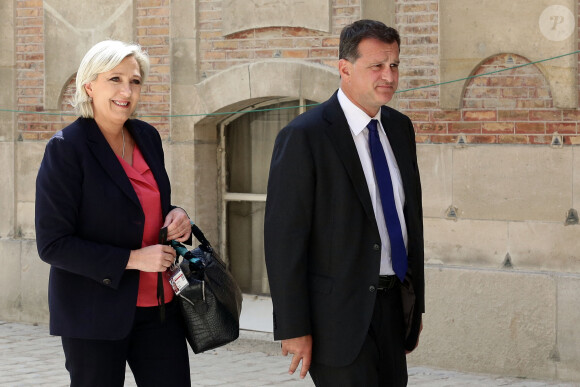 Marine Le Pen et Louis Aliot - Députés et sénateurs arrivant lors de la réunion du Parlement en Congrès au château de Versailles, le 3 juillet 2017