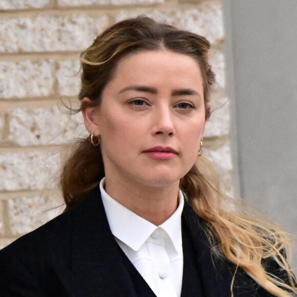 Amber Heard arrive au tribunal de Fairfax, Virginie, Etats-Unis. Johnny Depp poursuit son ex-femme Amber Heard pour diffamation dans l'État américain de Virginie, pour un article qu'elle a écrit pour le Washington Post.
