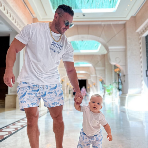 Julia Paredes a eu deux enfants avec son mari Maxime Parisi, Luna et Vittorio - Instagram