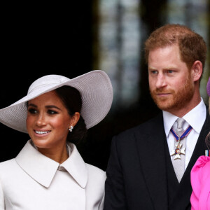 Peter Philips, Le prince Harry, duc de Sussex, et Meghan Markle, duchesse de Sussex, Zara et Mike Tindall - Les membres de la famille royale et les invités lors de la messe célébrée à la cathédrale Saint-Paul de Londres, dans le cadre du jubilé de platine (70 ans de règne) de la reine Elisabeth II d'Angleterre. Londres. 