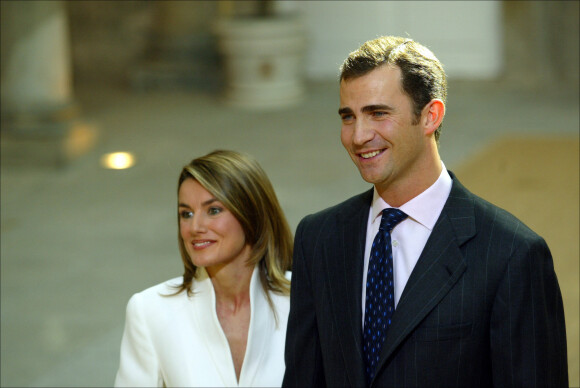 Letizia d'Espagne et son mari le prince Felipe, au palacio del Pardo en 2003