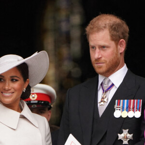 Peter Philips, Le prince Harry, duc de Sussex, et Meghan Markle, duchesse de Sussex, Zara Phillips (Zara Tindall) - Les membres de la famille royale et les invités lors de la messe célébrée à la cathédrale Saint-Paul de Londres, dans le cadre du jubilé de platine (70 ans de règne) de la reine Elisabeth II d'Angleterre. Londres, le 3 juin 2022. 