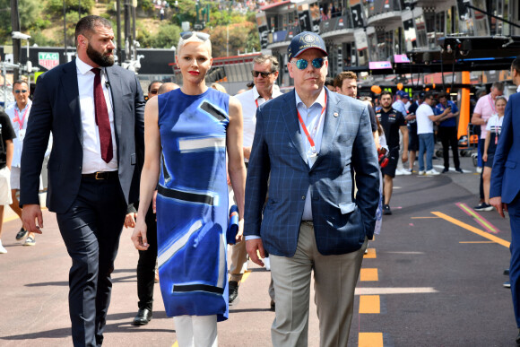Le Prince Albert II de Monaco et la princesse Charlene lors de la journée des qualifications du Grand Prix de Monaco 2022 de F1, où le pilote monégasque de Ferrari, C.Leclerc, est en pôle position, à Monaco, le 28 mai 2022. © Bruno Bebert/Bestimage 