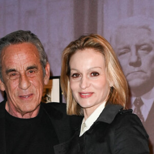 Thierry Ardisson et sa femme Audrey Crespo-Mara - Vernissage de l'exposition Jean Gabin à l'Espace Landowski / Musée des Années 30 à Boulogne-Billancourt le 8 mars 2022. © Coadic Guirev/Bestimage