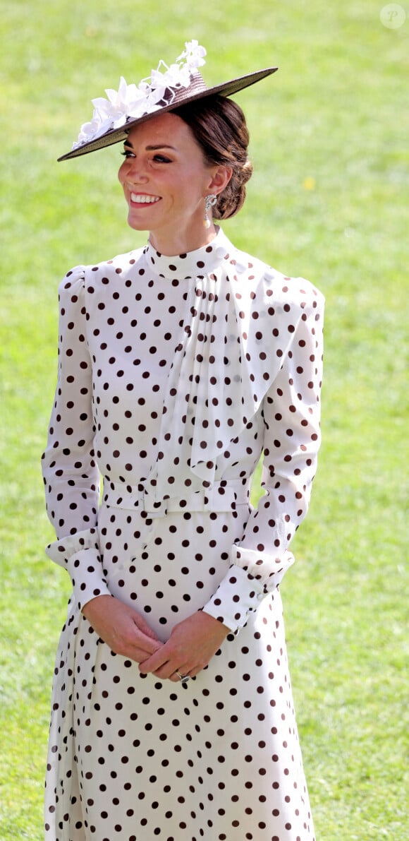 Catherine (Kate) Middleton, duchesse de Cambridge, lors du quatrième jour du Royal Ascot à l'hippodrome d'Ascot dans le Berkshire, Royaume Uni. 