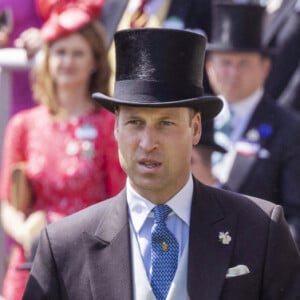 Le prince William, duc de Cambridge, et Catherine (Kate) Middleton, duchesse de Cambridge, lors du quatrième jour de la Royal Ascot 2022 à l'hippodrome d'Ascot dans le Berkshire, Royaume Uni, le 17 juin 2022. 