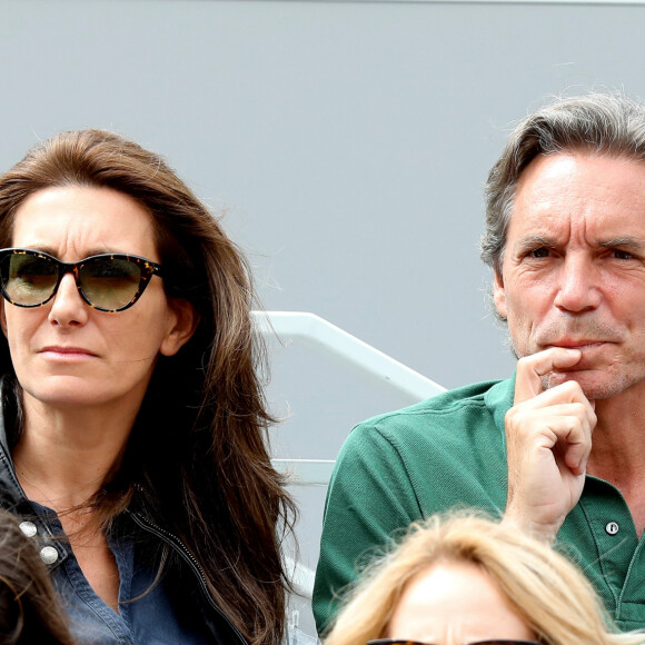Anne-Claire Coudray et son mari Nicolas Vix dans les tribunes lors des internationaux de tennis de Roland Garros à Paris, France, le 3 juin 2019