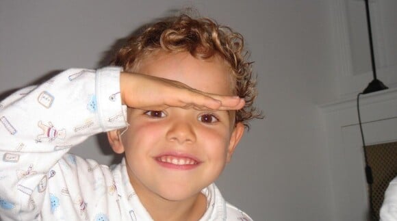 Esteban, fils aîné d'Anne-Sophie Lapix, quand il était un tout petit garçon. Des photos que la journaliste a postées sur son compte Instagram.