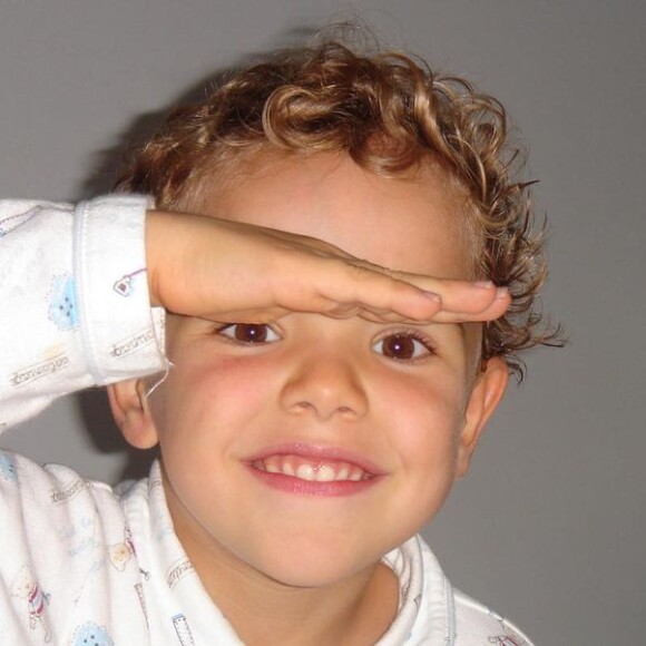 Esteban, fils aîné d'Anne-Sophie Lapix, quand il était un tout petit garçon. Des photos que la journaliste a postées sur son compte Instagram.