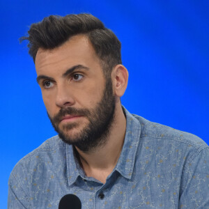 Laurent Ournac et le professeur David Nocca invités sur le plateau du journal télévisé le "19-20" sur France 3 Languedoc pour parler de la ligue contre l'obésité à Montpellier, le 10 septembre 2016. © Giancarlo Gorassini/Bestimage 