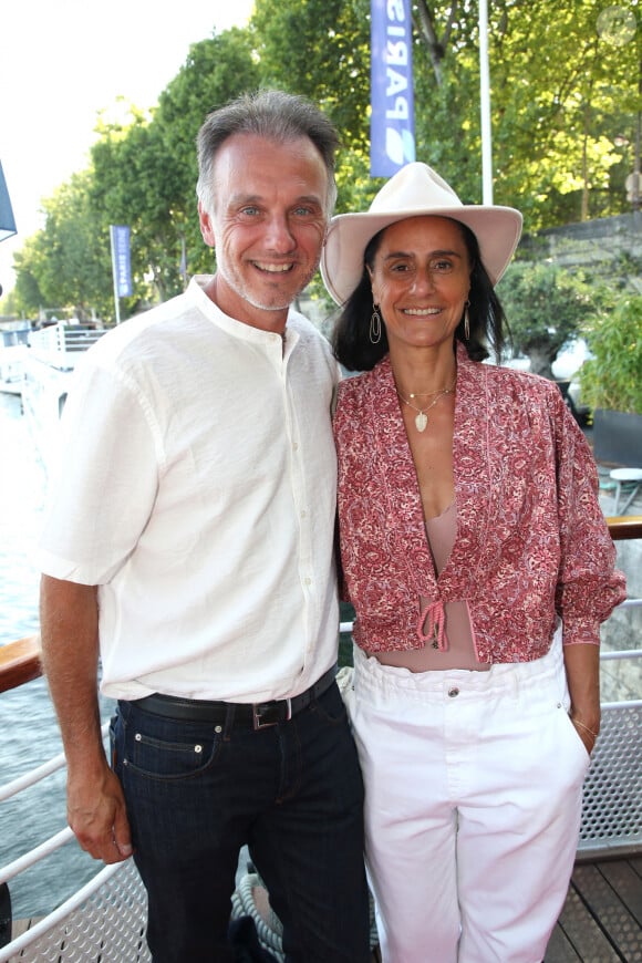 Exclusif - Barbara Uzzan (comptable de L.Hallyday) et son compagnon - Thierry Chassagne reçoit les insignes de Chevalier dans l'Ordre de la Légion d'Honneur des mains de Lévon Sayan sur le bateau "Le Paris" au port Debilly dans le quartier de Chaillot du 16ème arrondissement de Paris, France, le 13 juin 2022. © Bertrand Rindoff/Bestimage