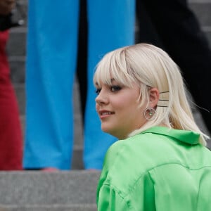 Louane Emera - Arrivées au défilé de mode Hommes printemps-été "AMI" au Sacré Coeur à Paris. Le 23 juin 2022 © Veeren-Christophe Clovis / Bestimage 