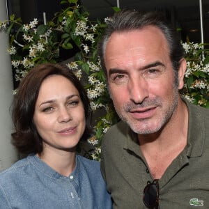 Jean Dujardin et sa femme Nathalie Péchalat au village lors des internationaux de France à Roland Garros le 10 juin 2018. © Veeren / Bestimage