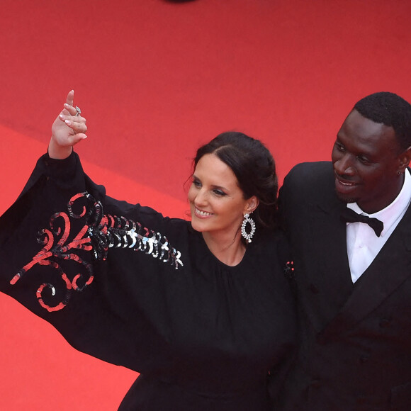 Omar Sy et sa femme Hélène - Montée des marches du film " Top Gun : Maverick " lors du 75ème Festival International du Film de Cannes. Le 18 mai 2022 © Giancarlo Gorassini / Bestimage