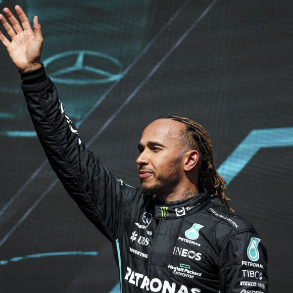 Lewis Hamilton (GBR Mercedes-AMG Petronas F1 Team) - Les pilotes sur le podium lors du Grand Prix de Formule 1 (F1) du Canada à Montréal, le 19 juin 2022. © Hoch Zwei via Zuma Press/Bestimage