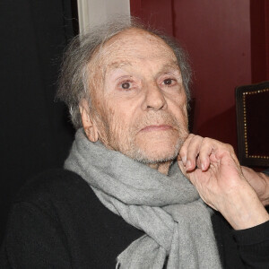 Jean-Louis Trintignant célèbre ses 88 ans sur la scène du théâtre de la Porte Saint-Martin ou il lit des poèmes de Prévert, Vian, Leprest ou encore Apollinaire à Paris. © Coadic Guirec/Bestimage 