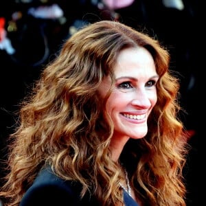 Julia Roberts - Montée des marches du film " Armageddon Time " lors du 75ème Festival International du Film de Cannes. Le 19 mai 2022 © Dominique Jacovides / Bestimage 