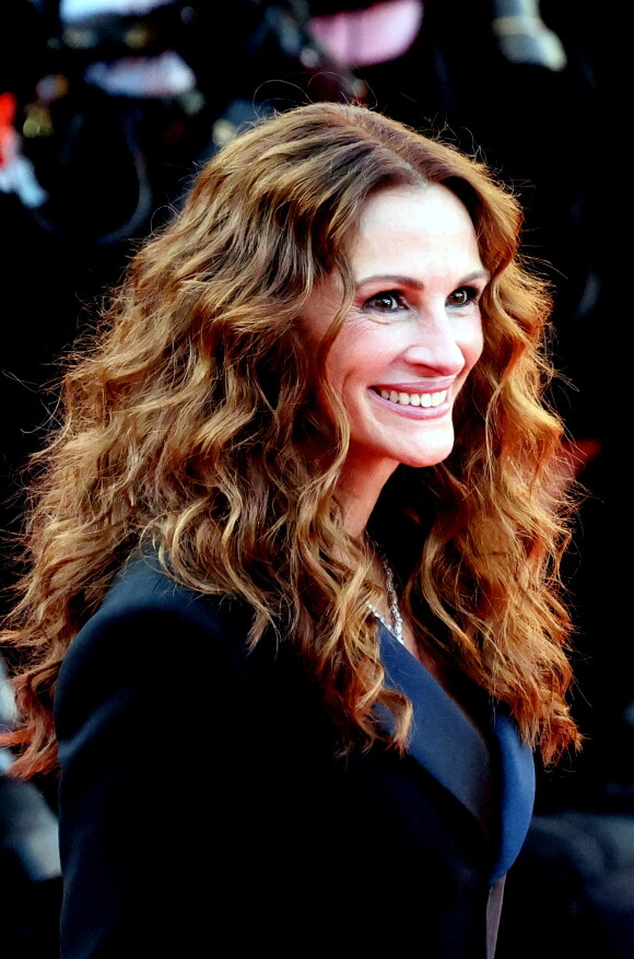 Julia Roberts - Montée des marches du film " Armageddon Time " lors du 75ème Festival International du Film de Cannes. Le 19 mai 2022 © Dominique Jacovides / Bestimage 