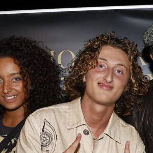 Jenaye, Eleejah, Joalukas Noah, son père Yannick Noah lors de la soirée d'anniversaire de Joalukas Noah, fils de Yannick Noah et Isabelle Camus, pour ses 18 ans à Paris le 10 juin 2022. © Cyril Moreau / Bestimage 