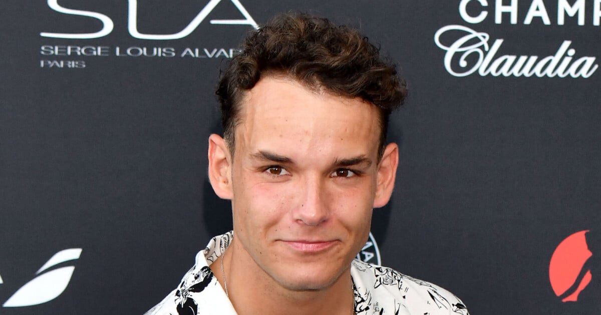 Théo Curin séparé d'Eugénie : la brune très sexy recasée avec un séduisant  sportif - Purepeople
