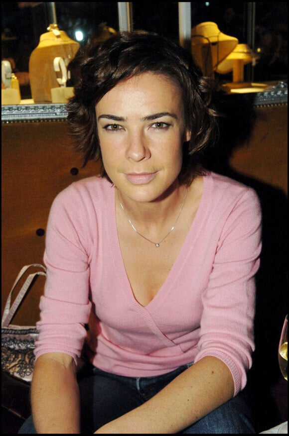 Bénédicte Delmas - Soirée Edouard Nahum au VIP Room de Paris le 2 décembre 2004