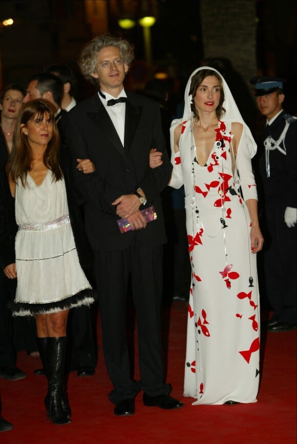 Santiago Amigorena et sa femme Julie Gayet lors du 57ème Festival International du Film de Cannes, le 14 mai 2004. © Frédéric Piau/Bestimage 