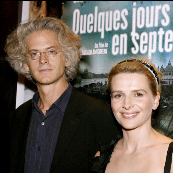 Santiago Amigorena et Juliette Binoche à l'avant-première du film Quelques Jours en septembre