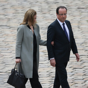 Valerie Trierweiler, Francois Hollande - Obseques de Pierre Mauroy aux Invalides a Paris le 11 juin 2013. 