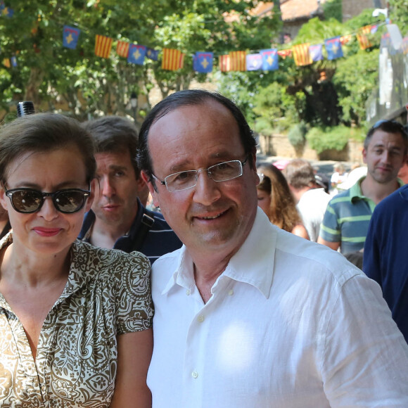 Valérie Trierweiler et François Hollande le 2 août 2012 dans le sud de la France.