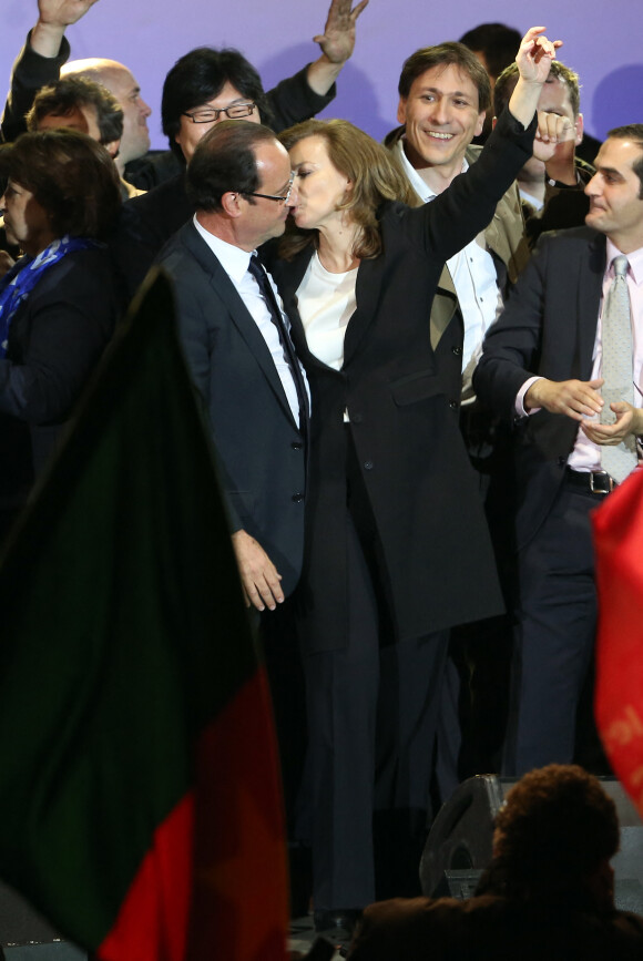 Valérie Trierweiler et François Hollande, place de la Bastille en 2012.