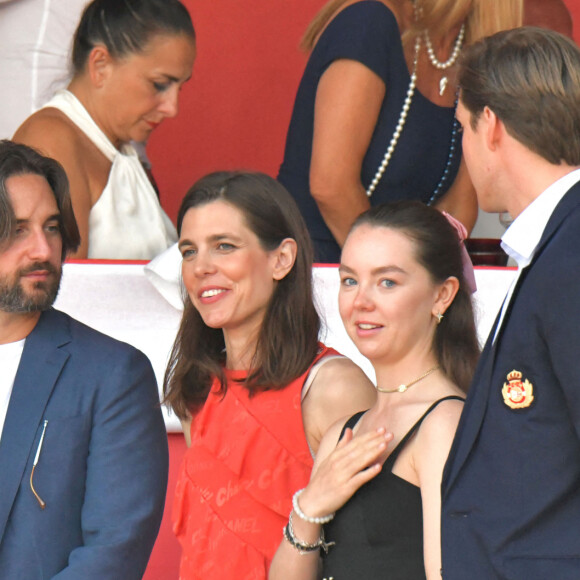 Dimitri Rassam, sa femme Charlotte Casiraghi, la princesse Alexandra de Hanovre et son fiancé Ben-Sylvester Strautmann durant le Jumping International de Monaco, 16e édition du Longines Global Champions Tour, le 1er juillet 2022. © Bruno Bebert / Bestimage