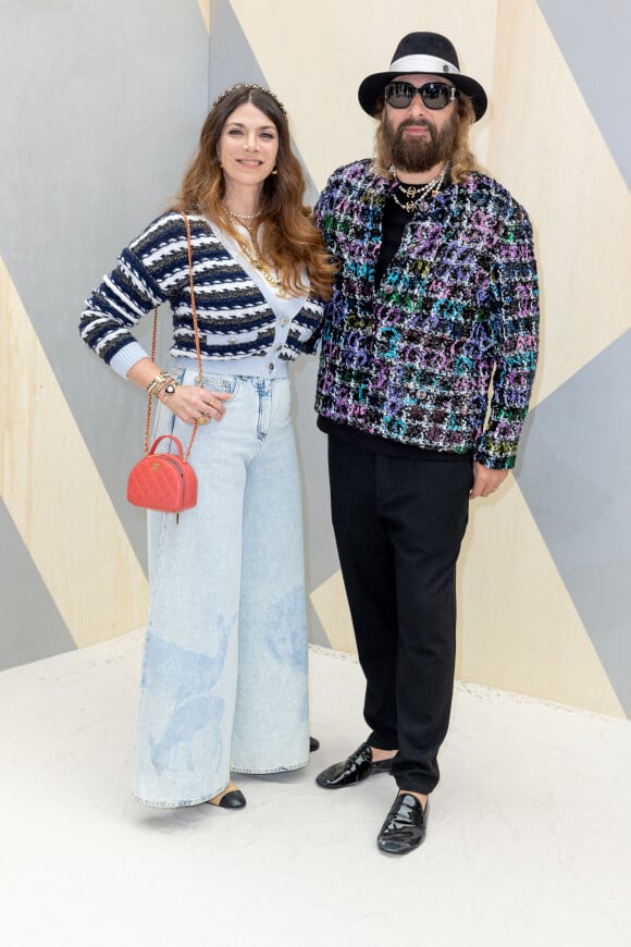 Amandine de La Richardière et son mari Sébastien Tellier - Défilé  "Chanel" à Paris, le 5 juillet 2022. © Olivier Borde/Bestimage
