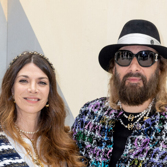 Amandine de La Richardière et son mari Sébastien Tellier - Défilé  "Chanel" à Paris, le 5 juillet 2022. © Olivier Borde/Bestimage