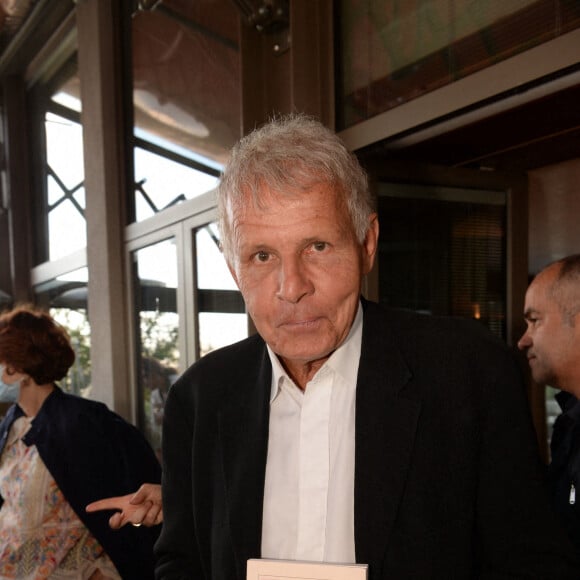 Exclusif - Patrick Poivre d'Arvor (PPDA) - Remise du prix "Evok le Prix Littéraire" à l'hôtel Brach à Paris. Le 29 juin 2020. © Rachid Bellak / Bestimage 