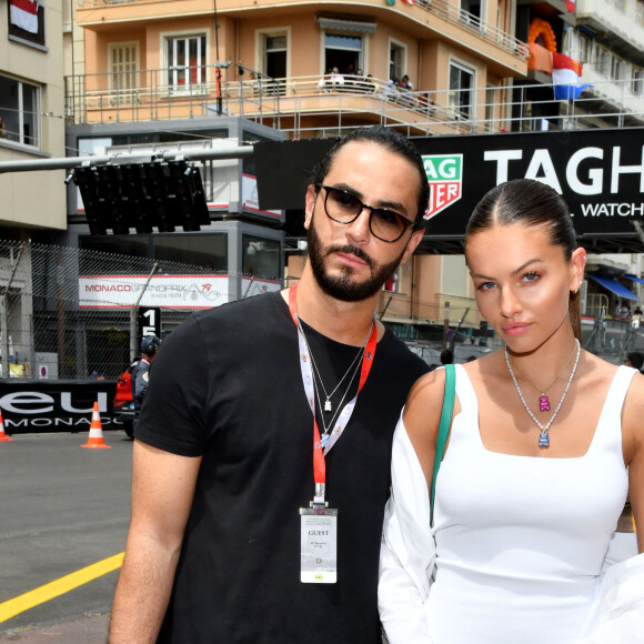 Thylane Blondeau et son fiancé Benjamin Attal lors du Grand Prix de Monaco 2022 de F1, à Monaco, le 29 mai 2022. © Bruno Bebert/Bestimage 