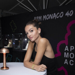 Thylane Blondeau lors de la soirée des 40 ans du bijoutier "APM Monaco" à la plage La Môme lors du 75ème Festival International du Film de Cannes le 21 mai 2022. © Jack Tribeca / Bestimage 