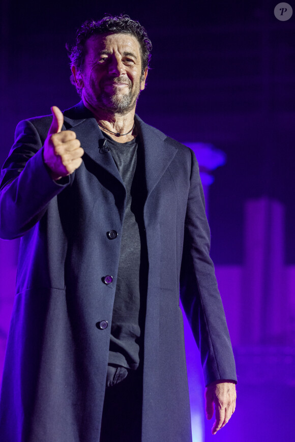 Patrick Bruel - Le triomphe de Patrick Bruel avec 6 rappels (les locations étaient complètes) en concert en acoustique au théâtre de Verdure pour l'ouverture du festival de Ramatuelle le 1er aout 2022. © Cyril Bruneau/Festival de Ramatuelle/Bestimage 