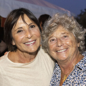 Véronique Morali, Jacqueline Franjou - Le triomphe de Patrick Bruel avec 6 rappels (les locations étaient complètes) en concert en acoustique au théâtre de Verdure pour l'ouverture du festival de Ramatuelle le 1er aout 2022. © Cyril Bruneau/Festival de Ramatuelle/Bestimage 