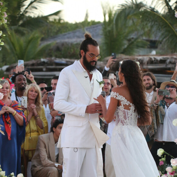 Exclusif - Cecilia Rodhe, Isabelle Camus, Joakim Noah, Lais Ribeiro - Joakim Noah et Lais Ribeiro se sont mariés devant leurs amis et leur famille sur la plage de Trancoso au Brésil le 13 juillet 2022.