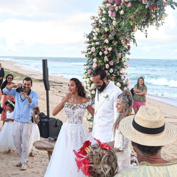 Exclusif  - Joakim Noah, Lais Ribeiro, Yannick Noah, Cecilia Rodhe - Joakim Noah et Lais Ribeiro se sont mariés devant leurs amis et leur famille sur la plage de Trancoso au Brésil le 13 juillet 2022.