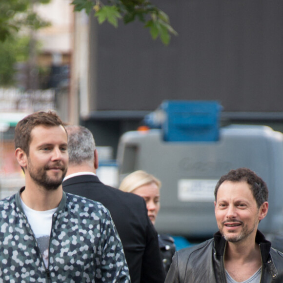 Exclusif - Marc-Olivier Fogiel et son mari François Roelants - Arrivée des people au concert de Mika à l'AccorHotels Arena à Paris, le 27 mai 2016.